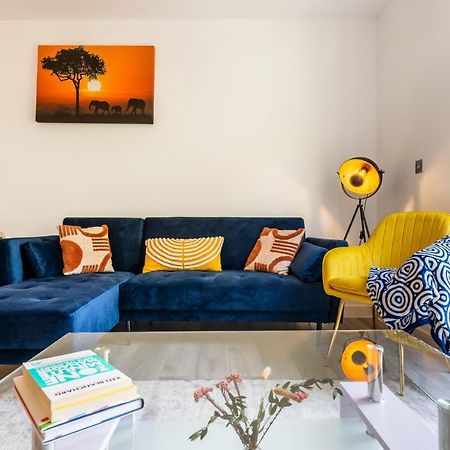 Apartament Ashview 8 - Heathrow - Business - Free Parking Staines-upon-Thames Zewnętrze zdjęcie